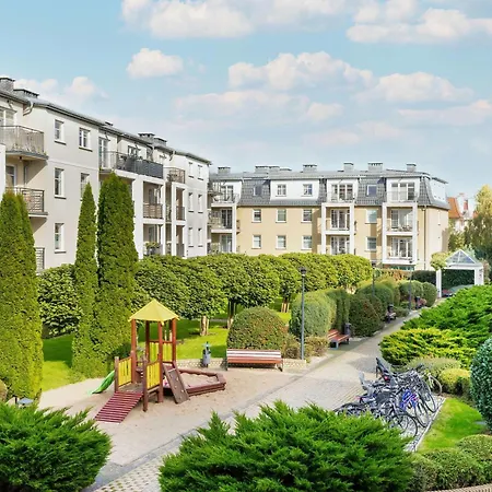 Sunny Parking Close To The Ergo Arena By Renters Apartment Sopot