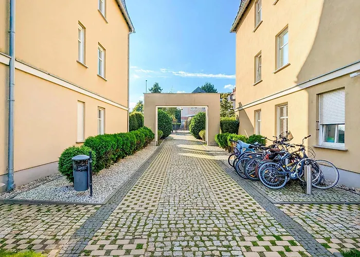 Sunny With Parking On The And Friendly Estate By Renters Sopot