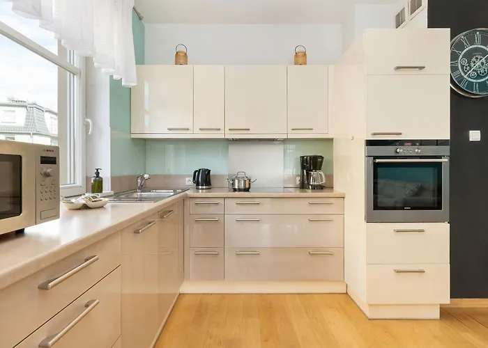 Apartment Sunny With Parking On The And Friendly Estate By Rent Like *